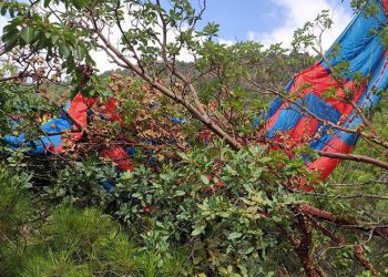 Tokat’ta yamaç paraşütü pilotu düştü