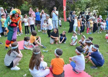 Sokak oyunları şenliği Yıldırım’a renk katıyor