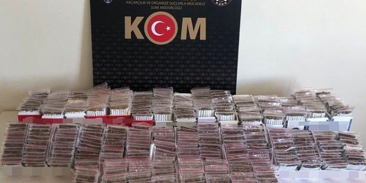 Sivas’ta 640 paket gümrük kaçağı sigara ele geçirildi