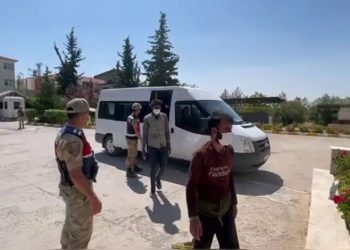 Şanlıurfa’da 28 göçmen yakalandı