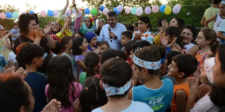 Başkan Yılmaz’dan çocuklara sürpriz