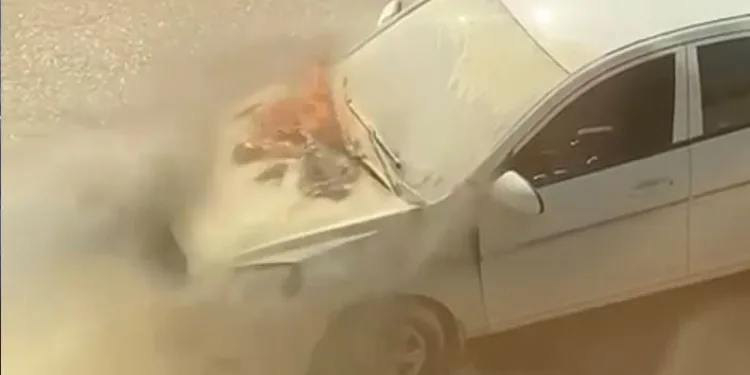 Bursa’da seyir halindeki otomobilde yangın çıktı