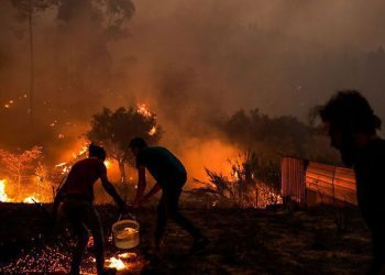 Portekiz’de yeniden yangın alarmı