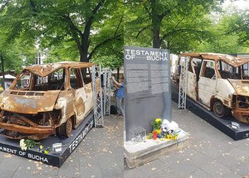 Bucha’da vurulan araç Berlin’de sergileniyor