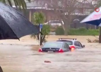 Sel nedeniyle OHAL ilan edildi