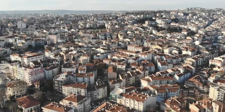 Dar gelirliler için Tekirdağ’a 500 konut