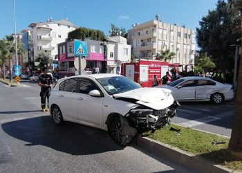 Manavgat’ta trafik kazası: 4 yaralı