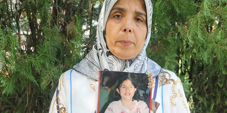 İlaç almaya gitti, 26 gündür haber yok