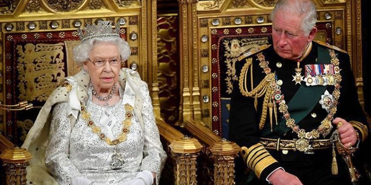 Kraliçe 2. Elizabeth, 96 yaşında hayatını kaybetti