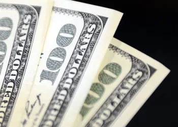 Döviz kurlarında günün ilk rakamları