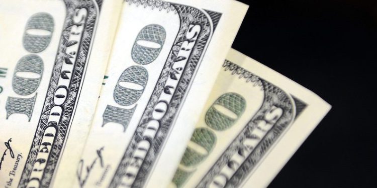 Döviz kurlarında günün ilk rakamları