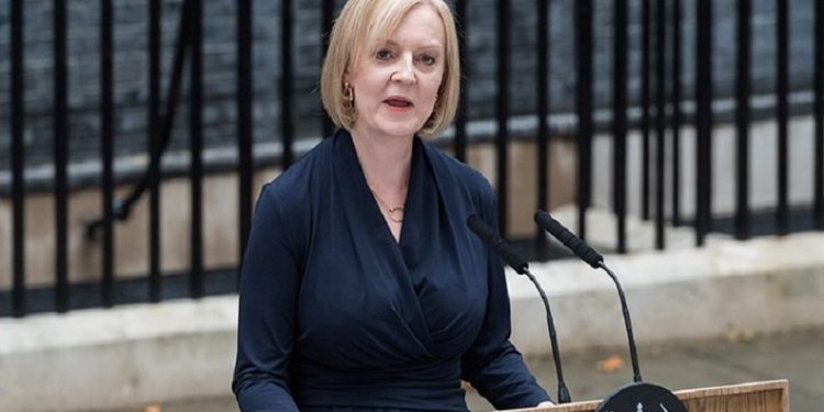 İngiltere’nin yeni kabinesi belli oldu