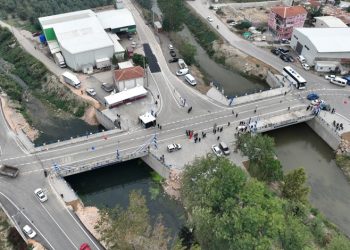 Ekonomik ömrünü tamamlayan köprüler yenilendi