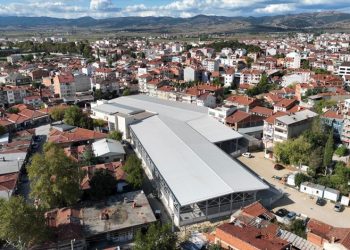 Bursa Yenişehir pazar alanında sona doğru