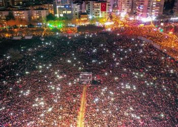 Bursalılar Cumhuriyet coşkusunu doyasıya yaşadı