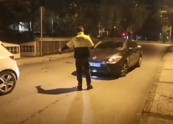 Bursa’da uygulama noktasında polisten kaçtı