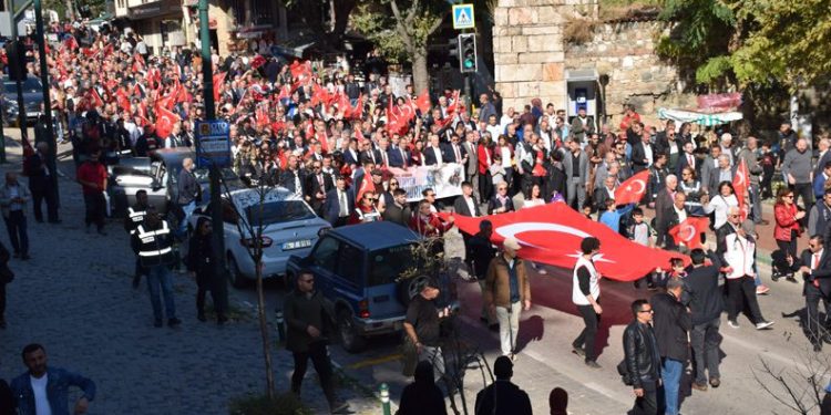 CHP Bursa’dan Cumhuriyet Bayramı kutlaması