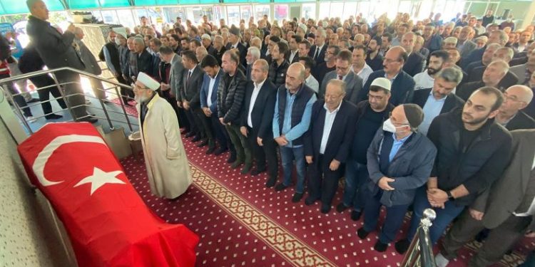 Bursa’da Kıbrıs gazisi dualarla uğurlandı