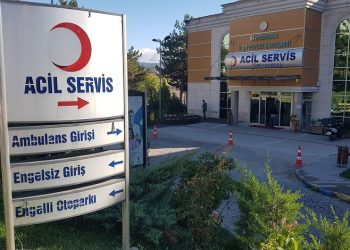 KYK yurdunda 35 öğrenci gıda zehirlenmesi şüphesiyle hastaneye kaldırıldı