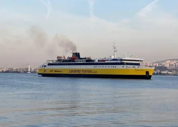 Selanik-İzmir feribot seferleri başladı