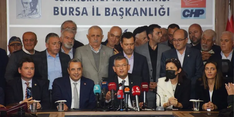 CHP’li Özgür Özel Bursa’da konuştu