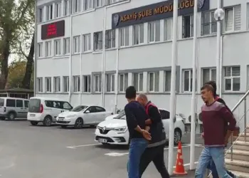 Bursa’da otomobil hırsızları yakalandı