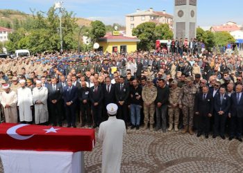 Şehit İbrahim Han Van’da son yolculuğuna uğurlandı