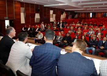 İnegöl’de muhtarlarla istişare toplantısı