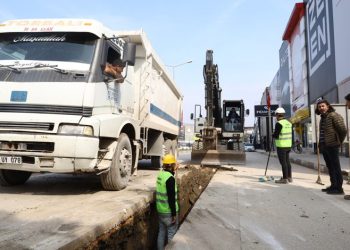 Bursa İnegöl’de içme suyu hattı çalışması