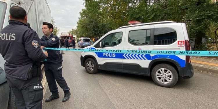 Bursa’da yaşlı adamın ağaçta cansız bedeni bulundu