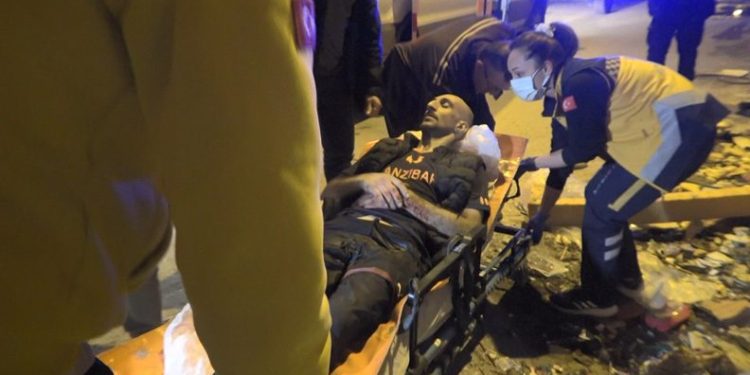 Bursa’da silahla oynarken kendisini vurdu