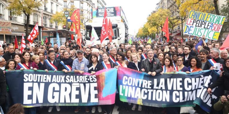 Fransa’da hayat pahalılığı protesto edildi