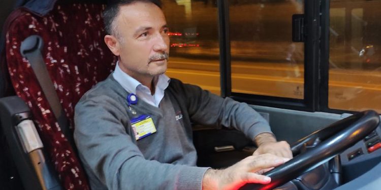 Bursa’da gündüzleri şoför akşamları şair