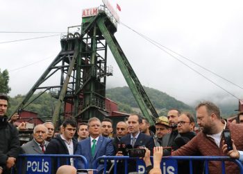 Fatih Erbakan’dan maden kazasının yaşandığı Amasra’da