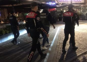 Sarıyer’de yabancı uyruklu şahıs denetimi