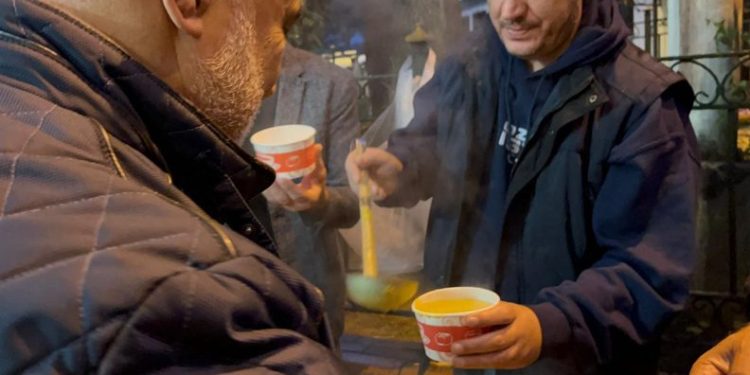 Bursa’da şehit madenciler için çorba ikramı
