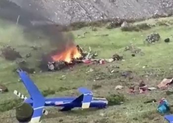 Hindistan’da helikopter düştü: 6 ölü