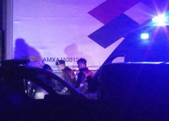 2 TIR arasında sıkışarak can verdi