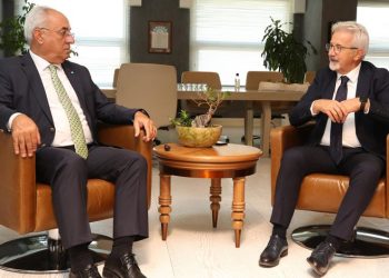 Önder Aksakal’dan Turgay Erdem’e ziyaret