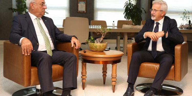 Önder Aksakal’dan Turgay Erdem’e ziyaret