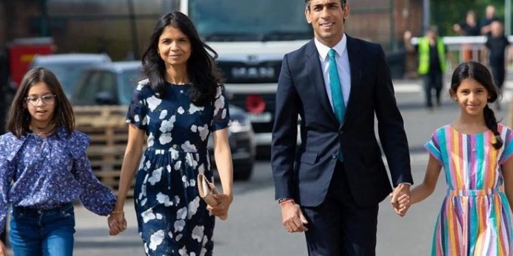 Yeni First Lady servetiyle dikkat çekiyor