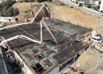 Mudanya’da kapalı pazar yerinde çalışmalar sürüyor