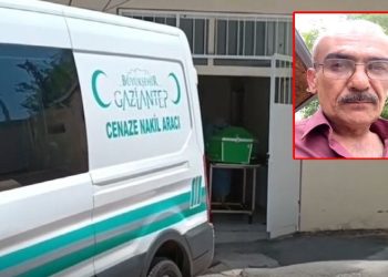 Evinde çıkan yangında yanarak öldü