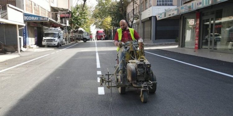 Yıldırım’ın sokaklarına 32 bin ton asfalt
