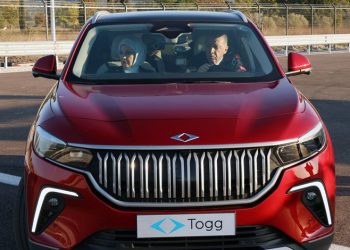 Cumhurbaşkanı Erdoğan Togg’un direksiyonunda