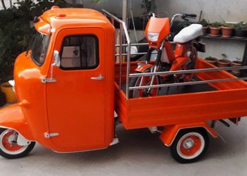 Bursa’da 50 yıllık araçları ilk günkü ihtişamıyla yeniliyor