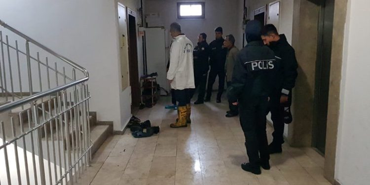 Karabük’te apartmanda çıkan yangında hayatını kaybetti