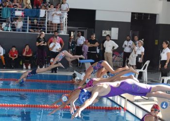 Nilüfer Belediyesporlu yüzücüler şampiyon oldu
