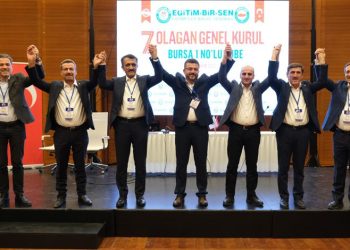 Başkan Ramazan Acar güven tazeledi