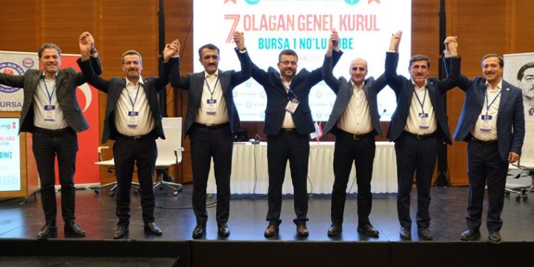 Başkan Ramazan Acar güven tazeledi